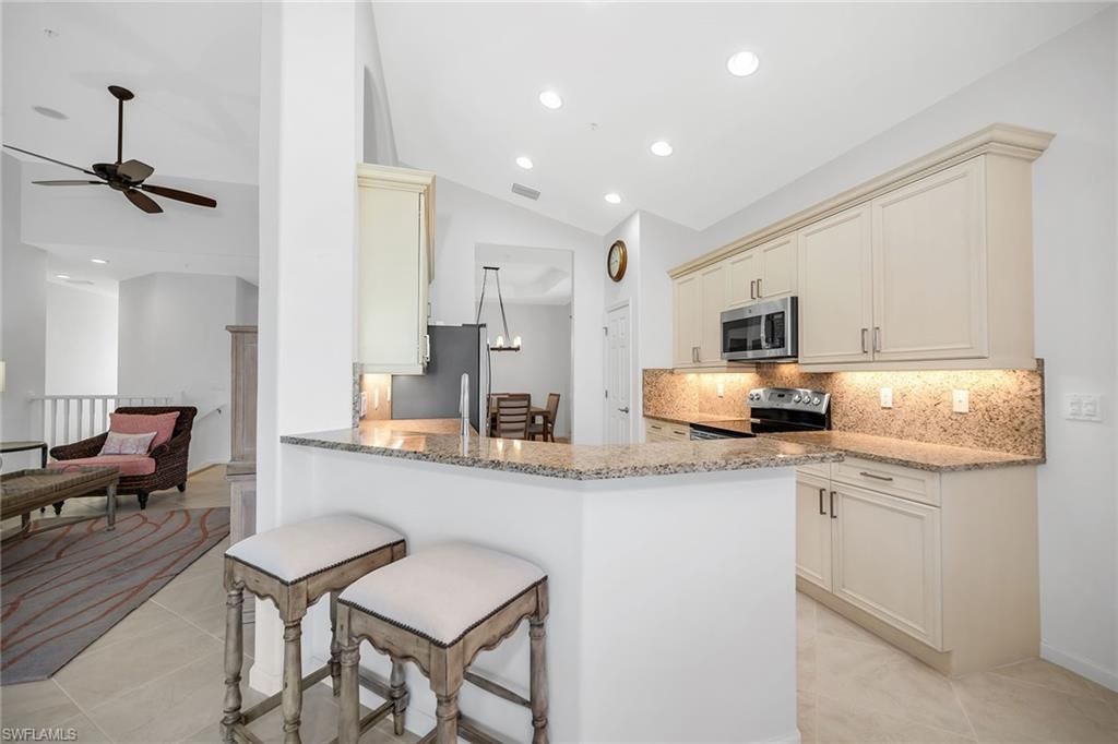 6689 Alden Woods Cir, Unit 201, Naples, FL 34113 Photo