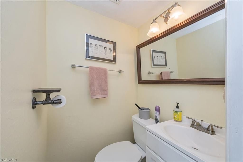 1400 Blue Point Ave, Unit 208, Naples, FL 34102 Photo