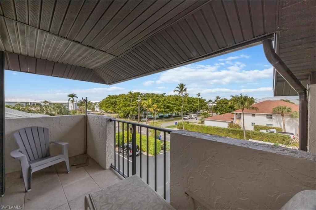 1400 Blue Point Ave, Unit 208, Naples, FL 34102 Photo