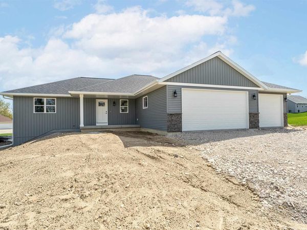 341 LEONA WAY, Oakfield, WI 53065