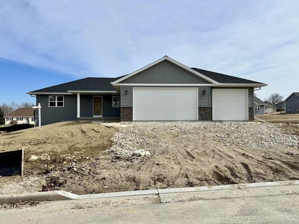 341 LEONA WAY, Oakfield, WI 53065