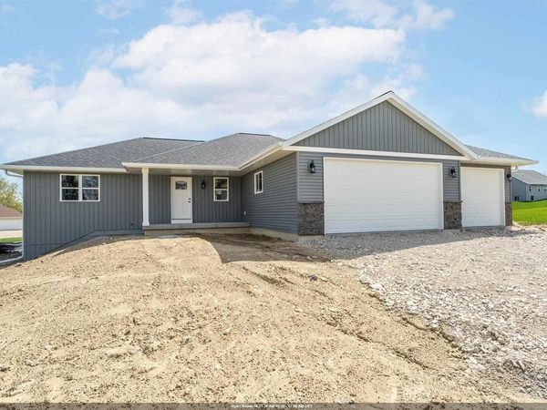 341 LEONA WAY, Oakfield, WI 53065