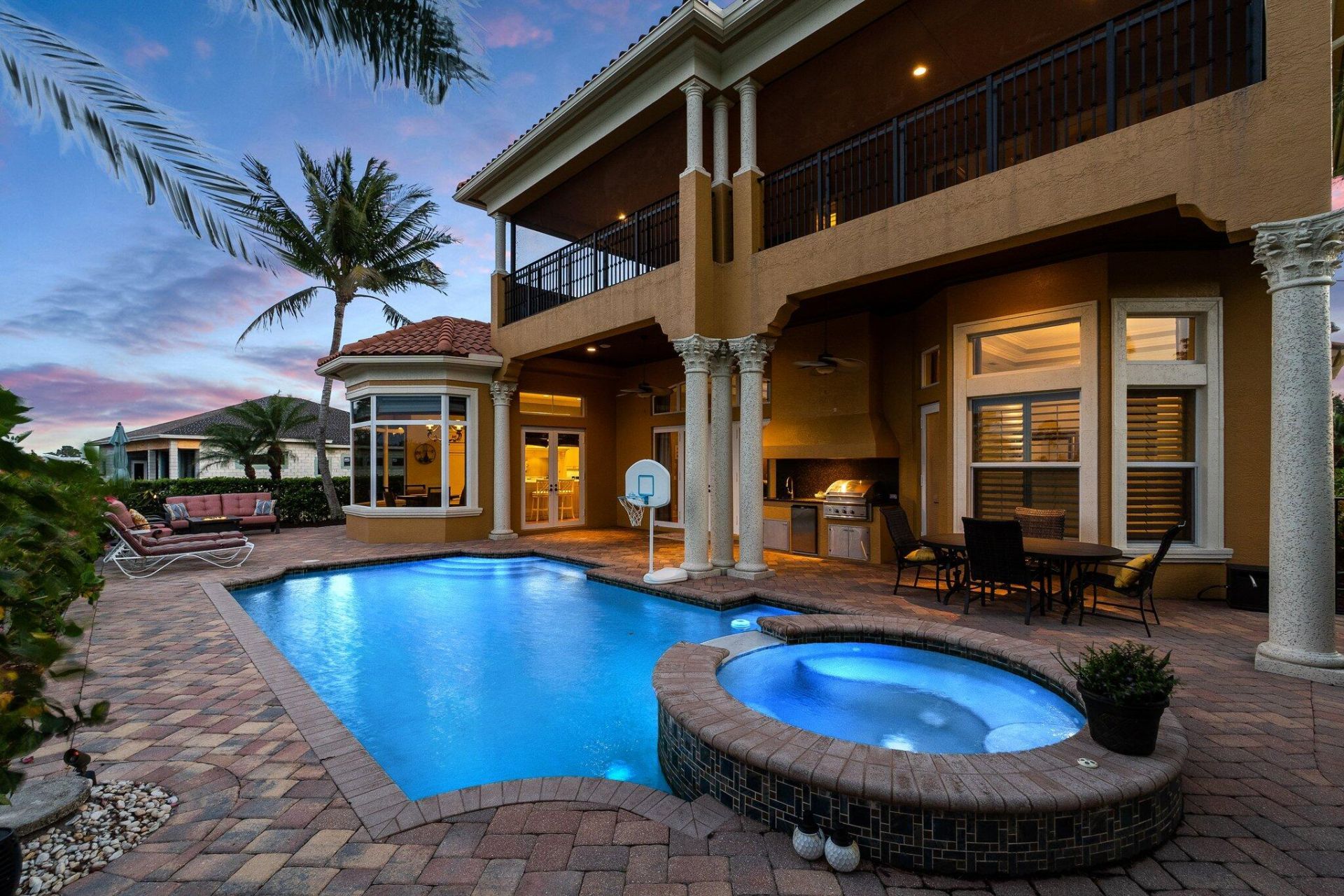 113 SE Via Verona, Port Saint Lucie, FL 34984 Photo