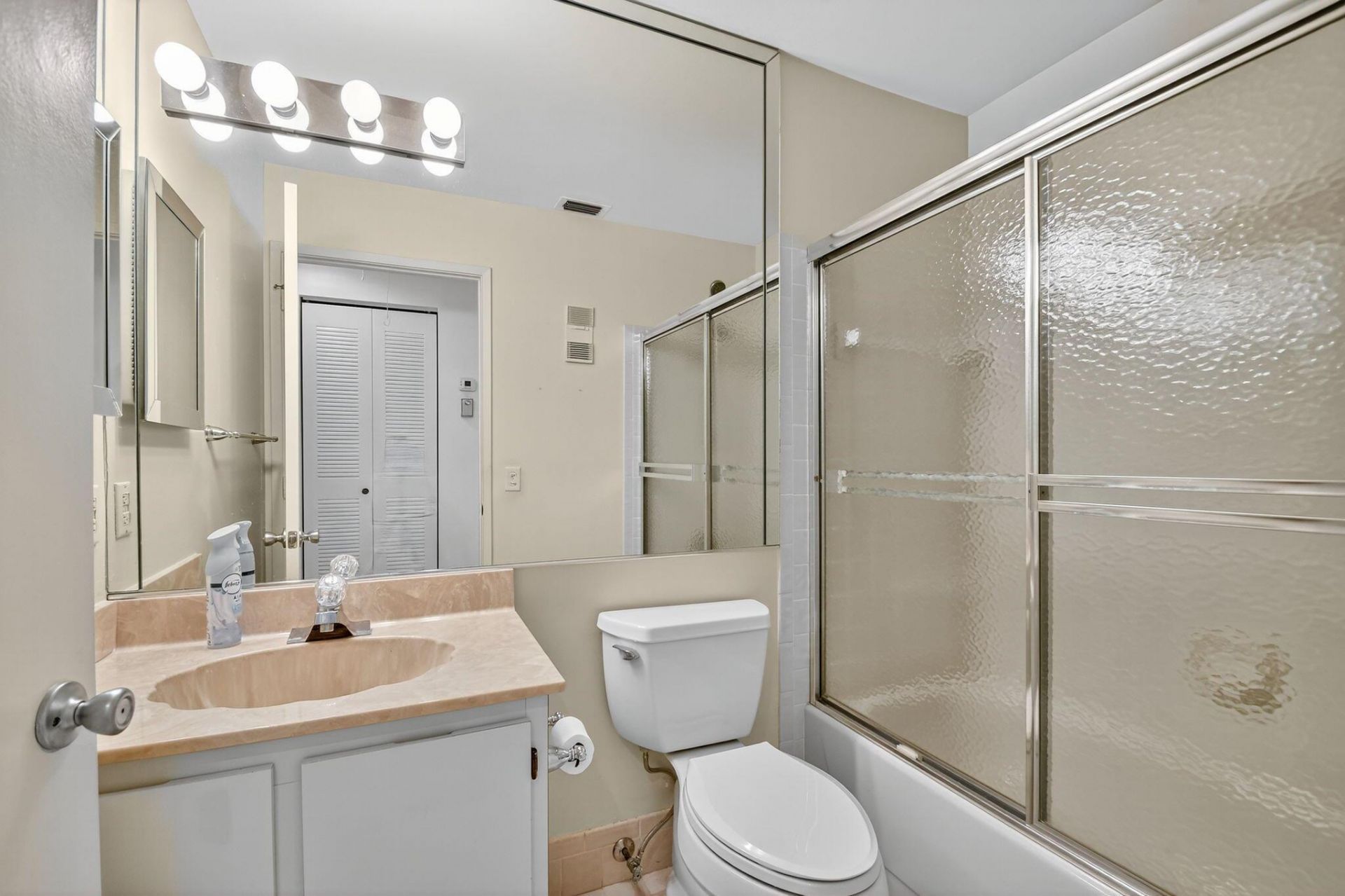 10631 Ocean Palm Way, Unit 202, Boynton Beach, FL 33437 Photo