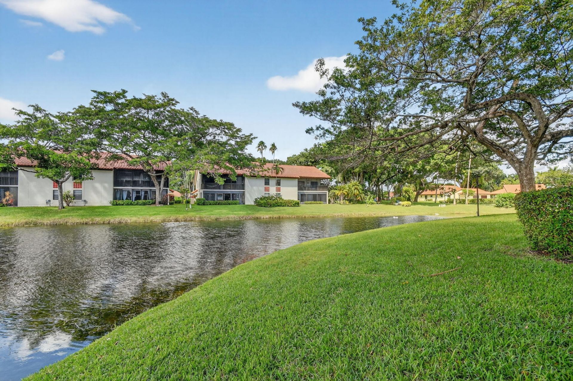 10631 Ocean Palm Way, Unit 202, Boynton Beach, FL 33437 Photo