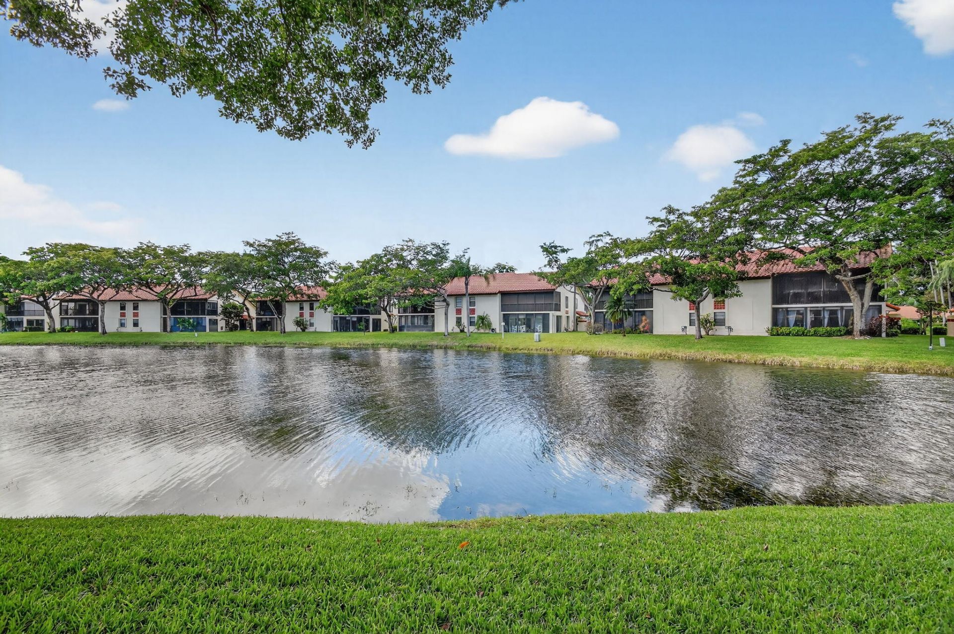 10631 Ocean Palm Way, Unit 202, Boynton Beach, FL 33437 Photo