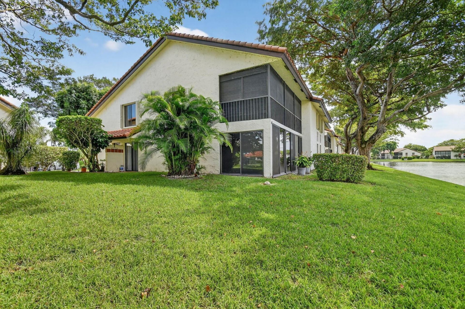 10631 Ocean Palm Way, Unit 202, Boynton Beach, FL 33437 Photo