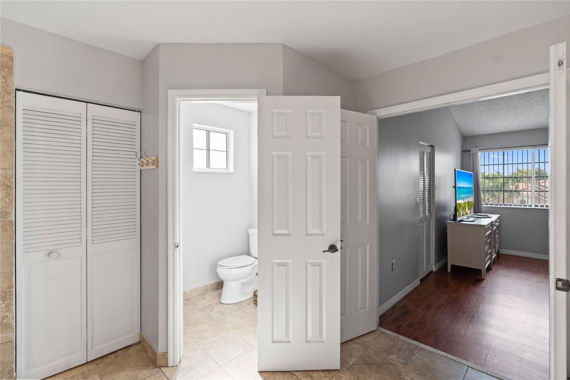 520 Sumter Avenue, Davie, FL 33325 Photo