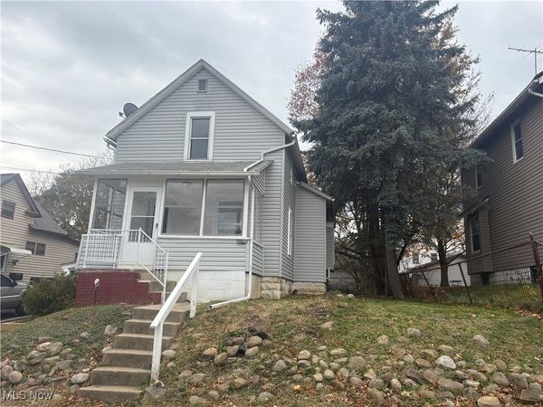 2286 6th Street SW, Akron, OH 44314