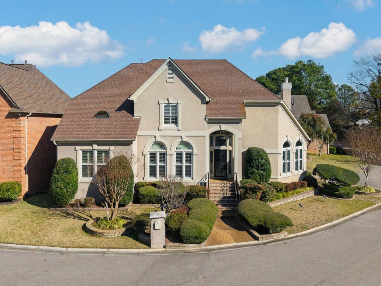 2445 EAGLERIDGE LN Memphis, TN 38016