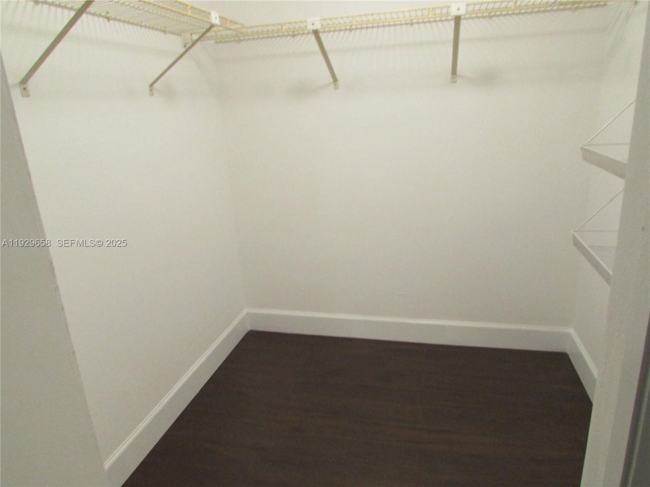 200 Lakeview Dr, Unit 108, Weston, FL 33326 Photo