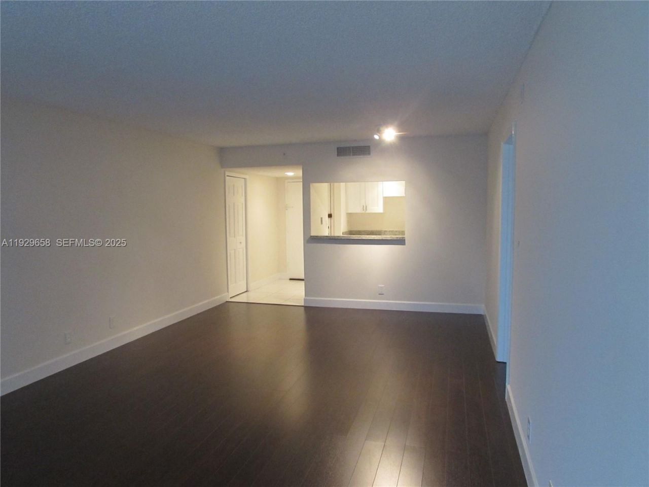 200 Lakeview Dr, Unit 108, Weston, FL 33326 Photo