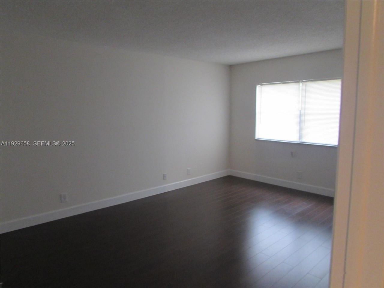 200 Lakeview Dr, Unit 108, Weston, FL 33326 Photo