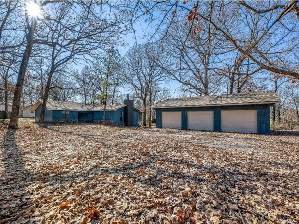 261 Park Circle, Decatur, AR 72722