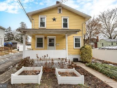 301 SWAN STREET, HARRISBURG, PA 17111