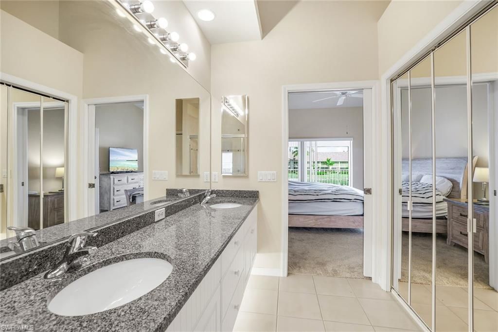 2373 Hidden Lake Ct, Unit 8110, Naples, FL 34112 Photo