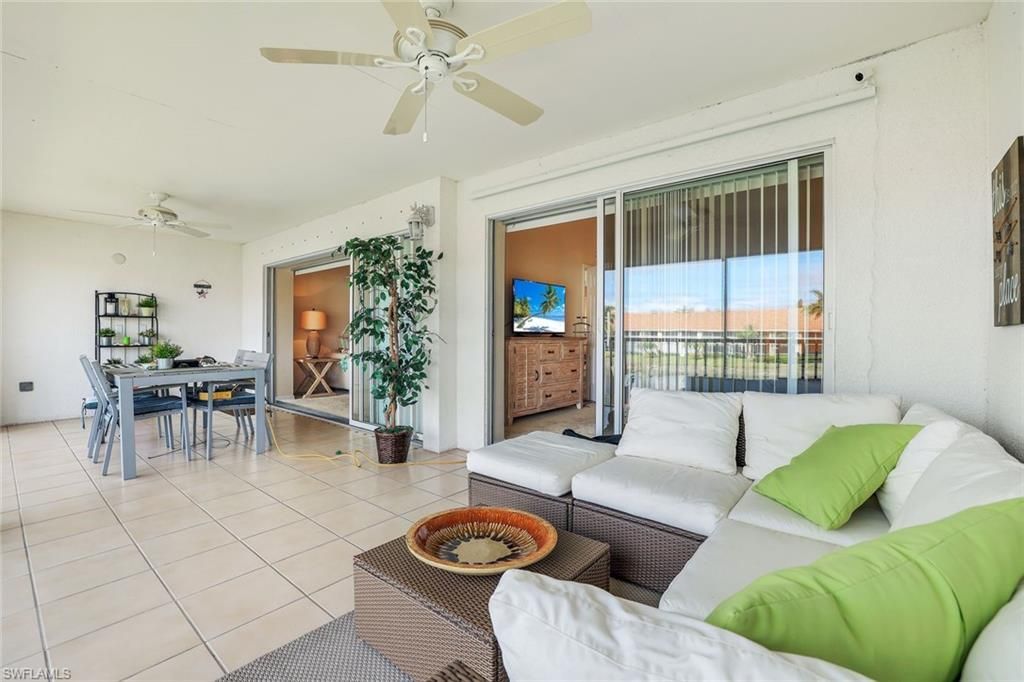 2373 Hidden Lake Ct, Unit 8110, Naples, FL 34112 Photo