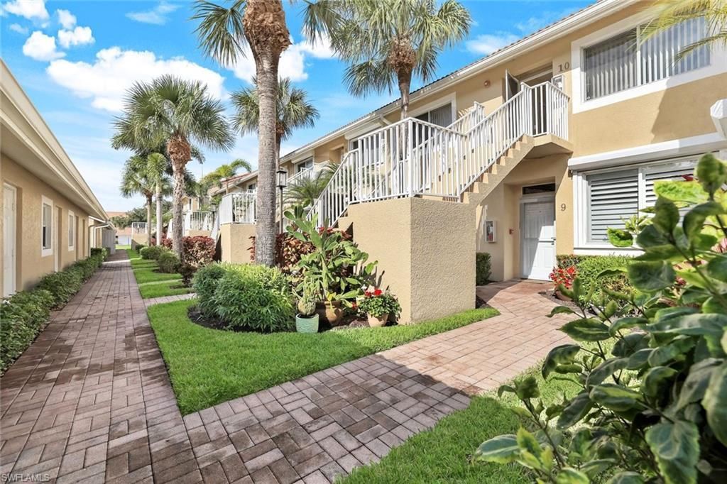 2373 Hidden Lake Ct, Unit 8110, Naples, FL 34112 Photo