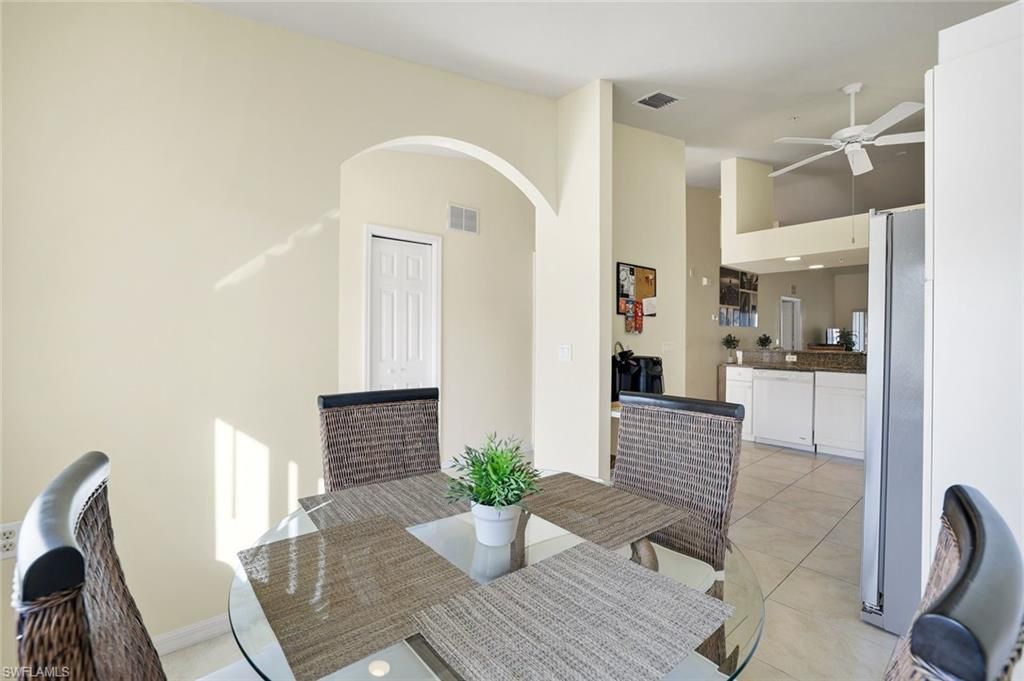 2373 Hidden Lake Ct, Unit 8110, Naples, FL 34112 Photo