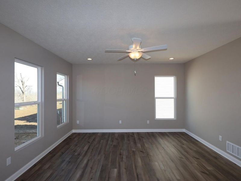 338 Cherry Hills Road, Commercial Point, OH 43116 Photo 10