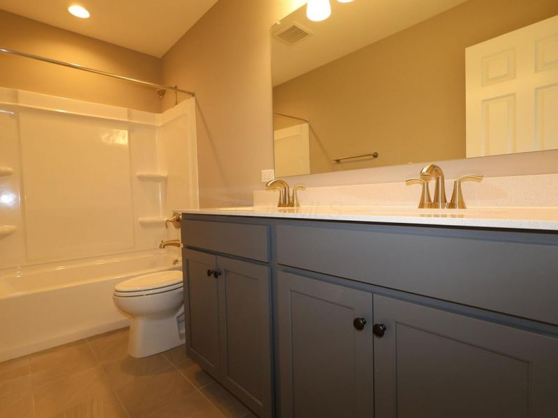 338 Cherry Hills Road, Commercial Point, OH 43116 Photo 13