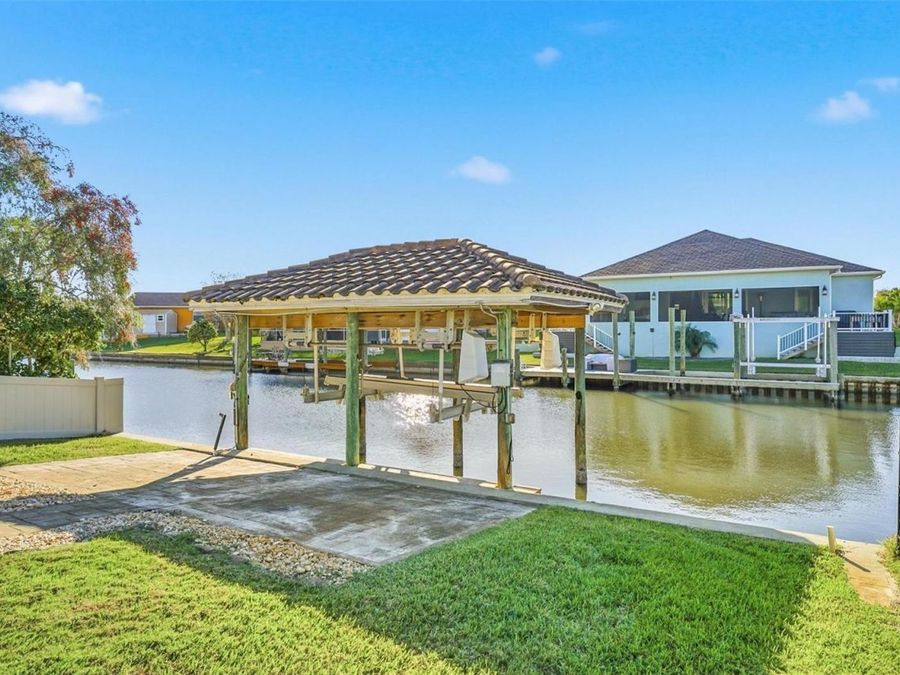 Property Image 32