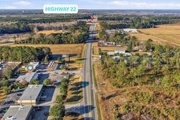 7036 Highway 90 photo 4