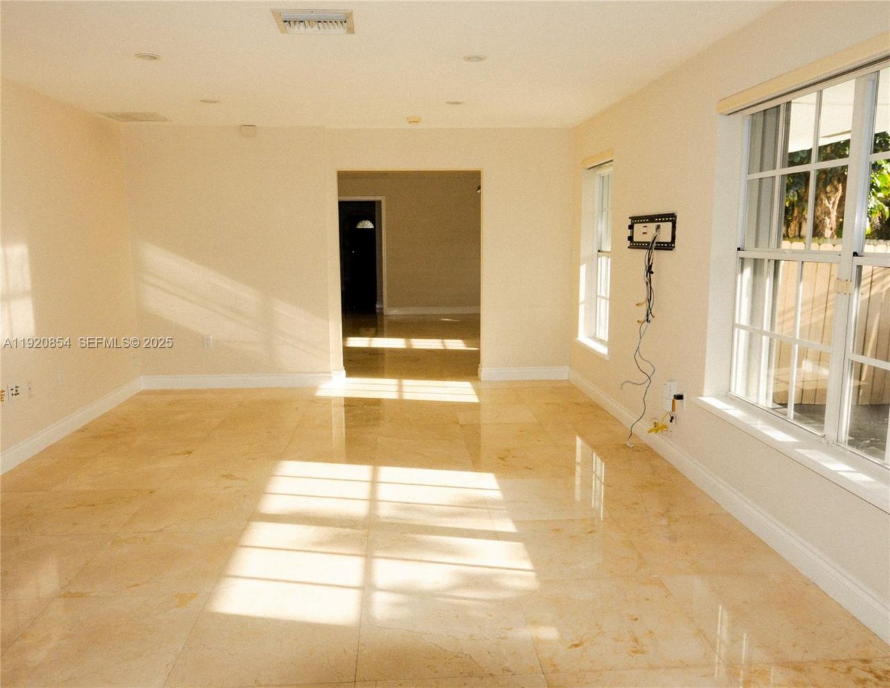 6384 SW 31st St, Miami, FL 33155 Photo