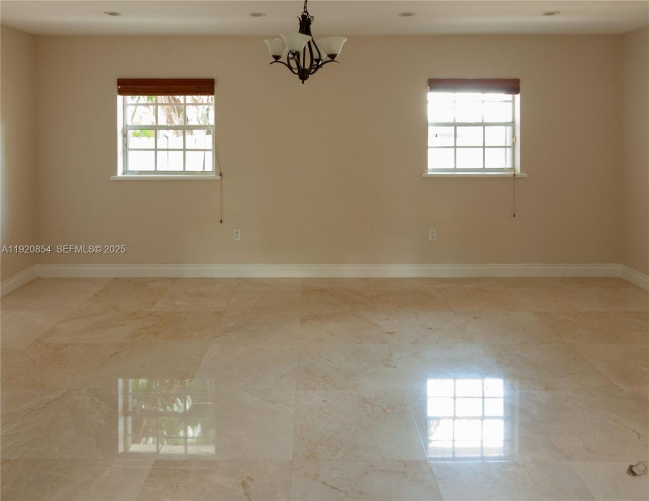 6384 SW 31st St, Miami, FL 33155 Photo