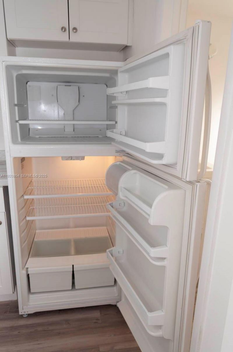 6384 SW 31st St, Miami, FL 33155 Photo