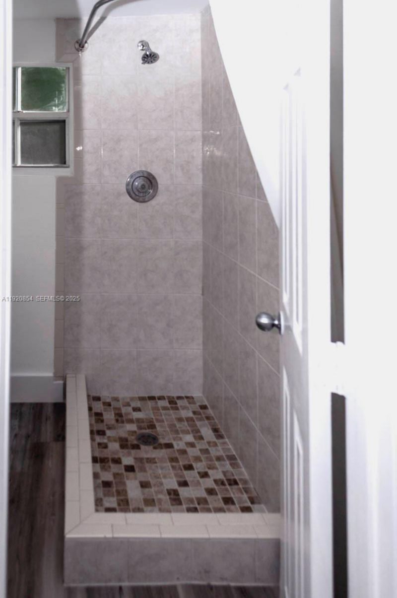 6384 SW 31st St, Miami, FL 33155 Photo