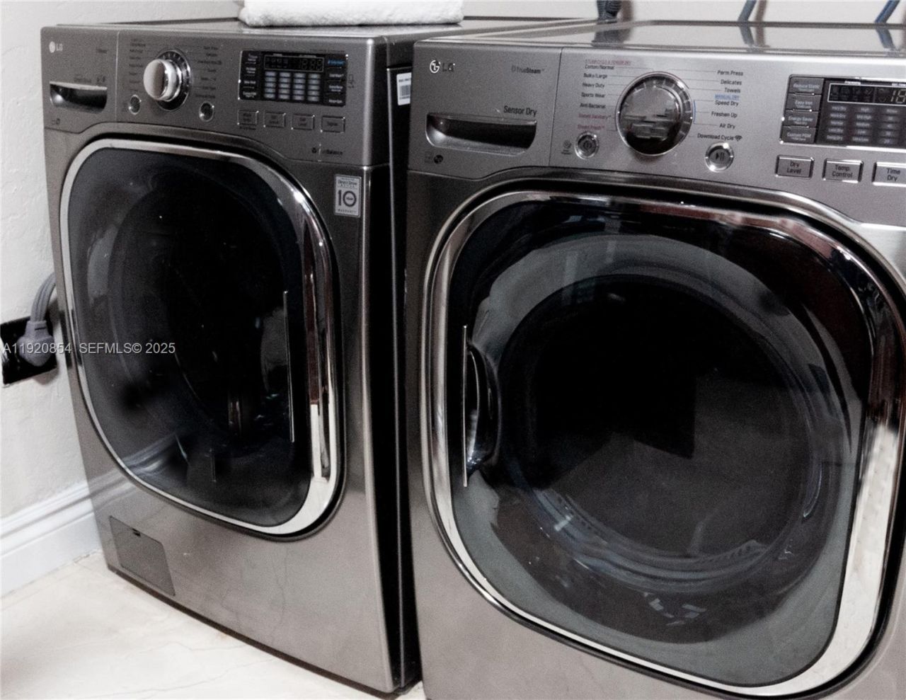 6384 SW 31st St, Miami, FL 33155 Photo