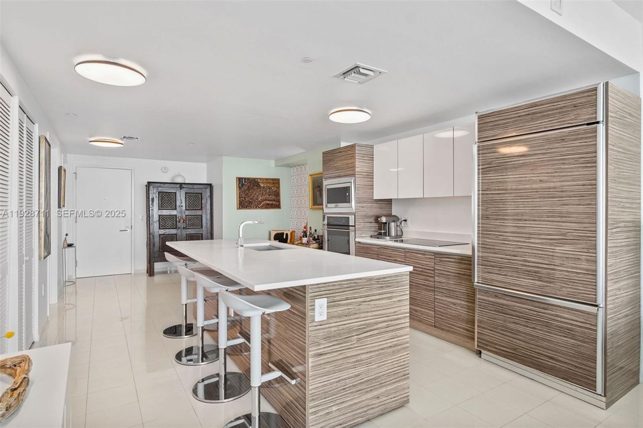 460 NE 28th St, Unit 3904, Miami, FL 33137 Photo