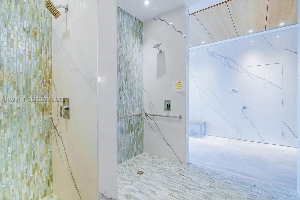 460 NE 28th St, Unit 3904, Miami, FL 33137 Photo