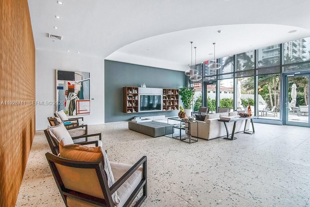 460 NE 28th St, Unit 3904, Miami, FL 33137 Photo