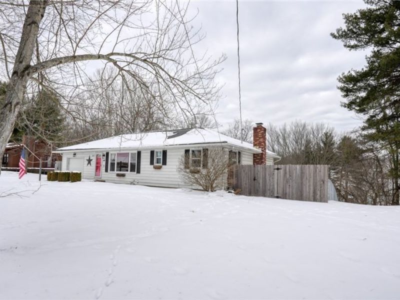 110 Cherry Lane, New Concord, OH 43762 Photo 3