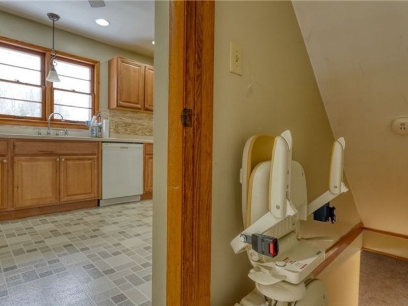 110 Cherry Lane, New Concord, OH 43762 Photo 8