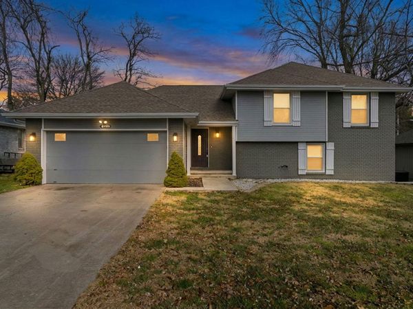 3371 W Primrose Street, Springfield, MO 65807