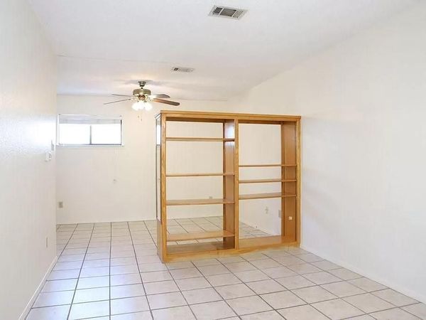 4701 Red River ST, Unit 302, Austin, TX 78751