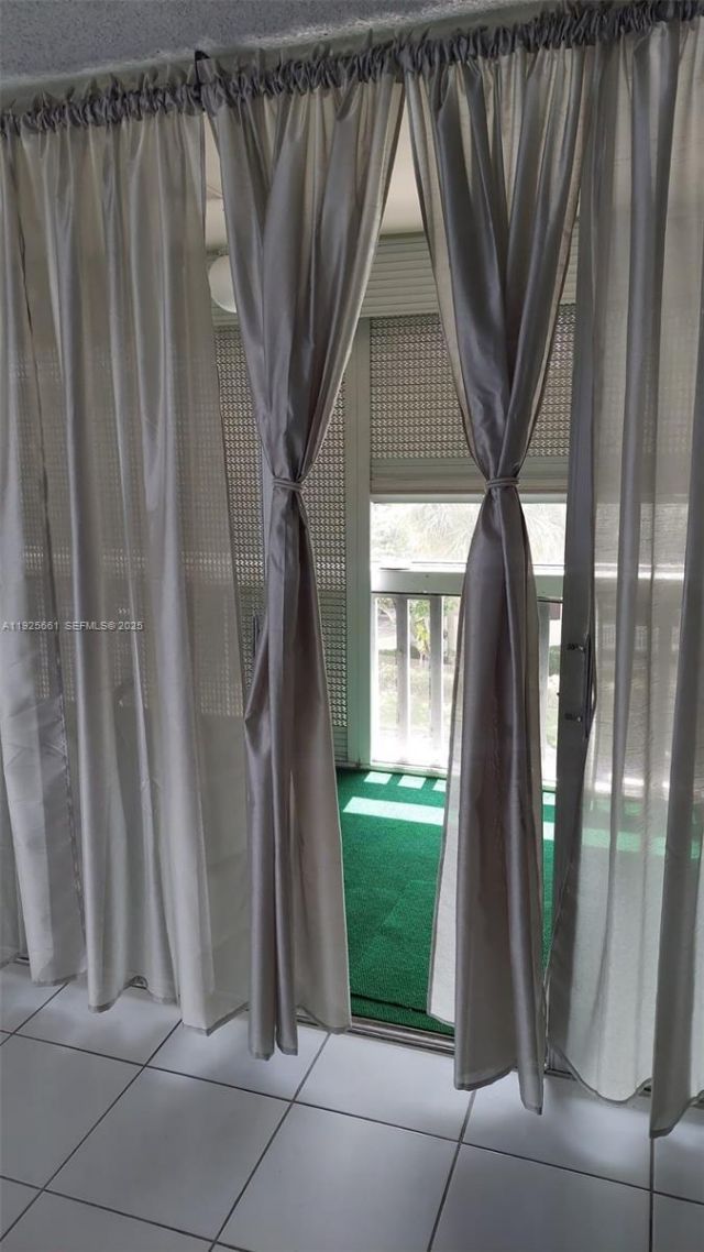 6921 Environ Blvd, Unit 4P, Lauderhill, FL 33319 Photo