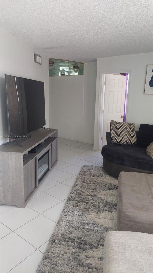 6921 Environ Blvd, Unit 4P, Lauderhill, FL 33319 Photo