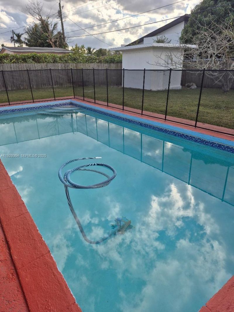 4320 SW 98th Ct, Miami, FL 33165 Photo