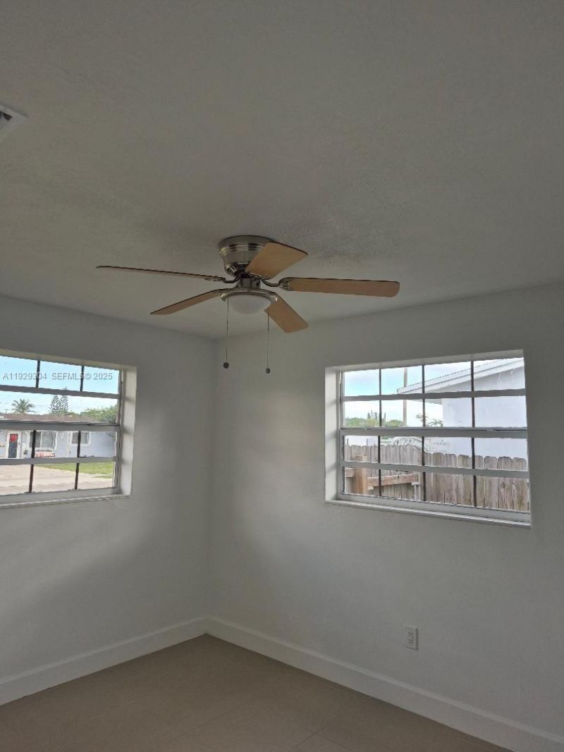 4320 SW 98th Ct, Miami, FL 33165 Photo