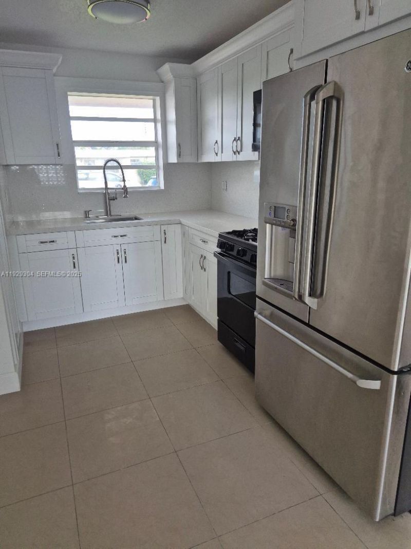 4320 SW 98th Ct, Miami, FL 33165 Photo