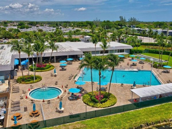 25 Saxony A, Unit A, Delray Beach, FL 33446