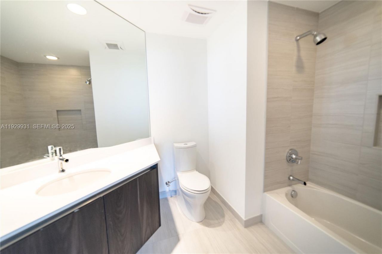 1180 N Federal Hwy, Unit 602, Fort Lauderdale, FL 33304 Photo