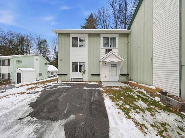 17 Elizabeth Way, Kiamesha Lake, NY 12751