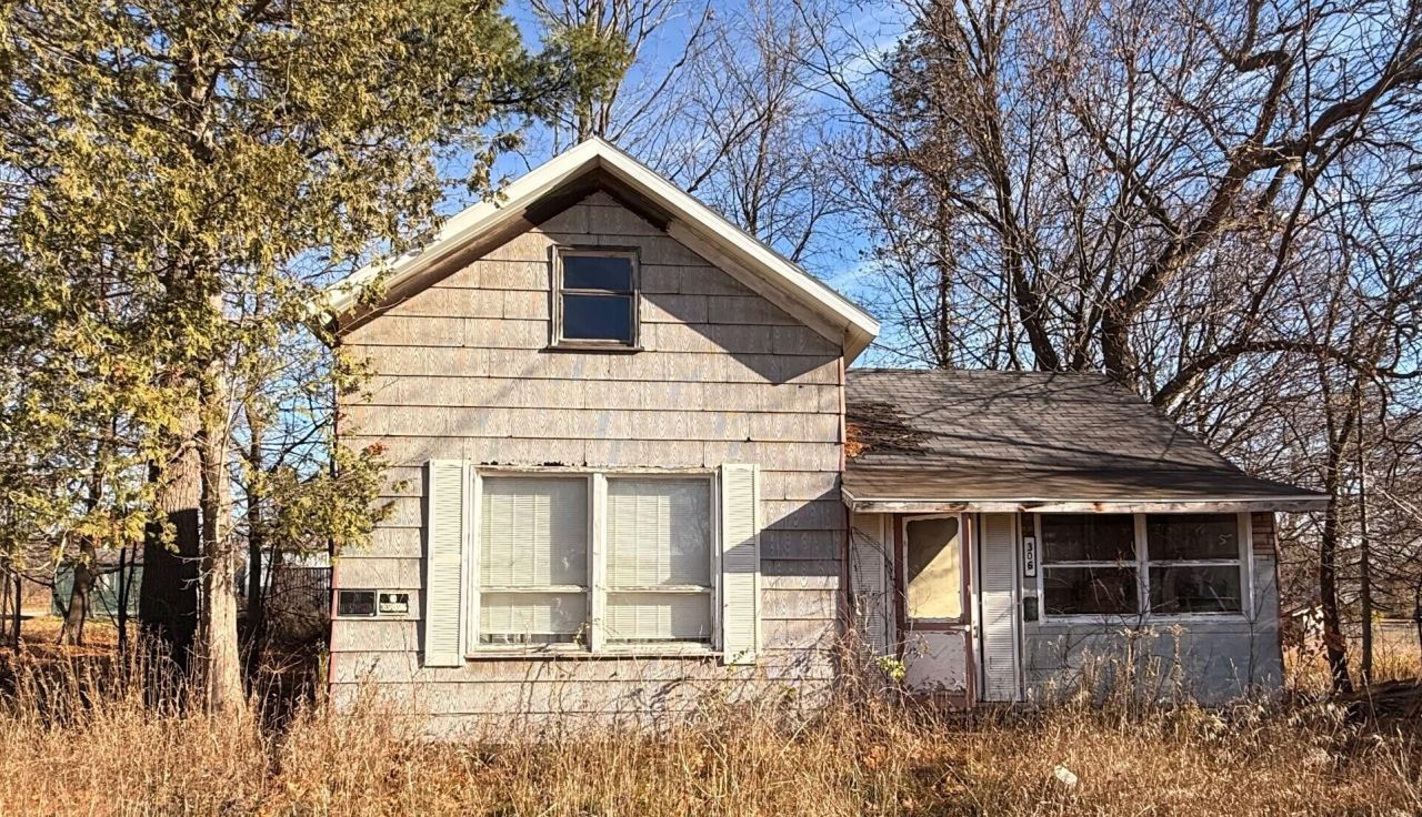 6812 3rd Choice Street, Chase, MI 49623 Main Photo