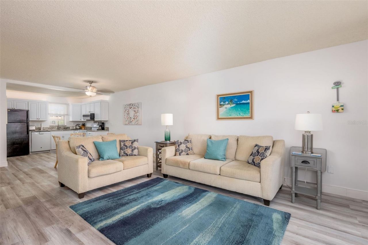 7405 Bay Island Drive S, Unit 321, South Pasadena, FL 33707 Photo