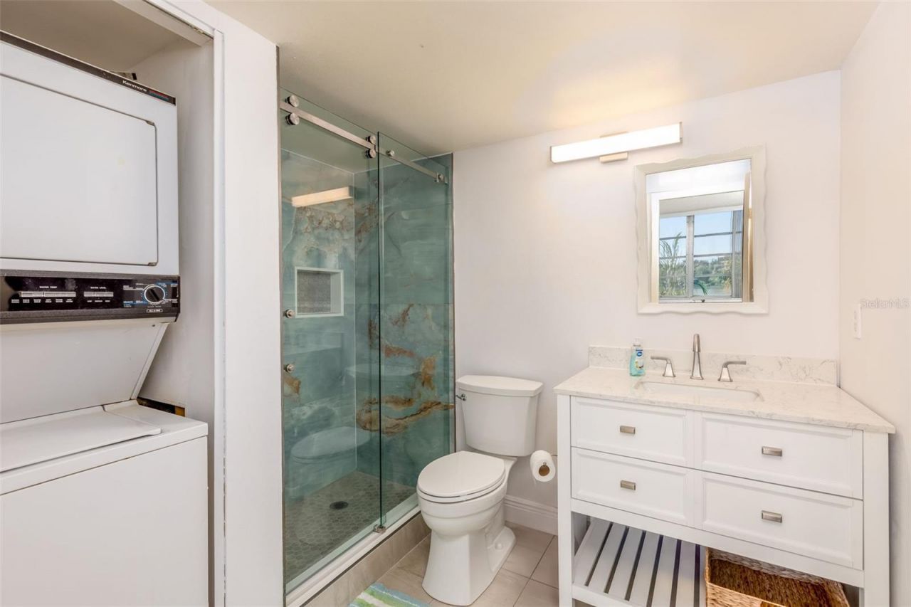 7405 Bay Island Drive S, Unit 321, South Pasadena, FL 33707 Photo